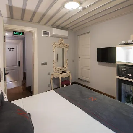 Nia Sultanahmet ホテル